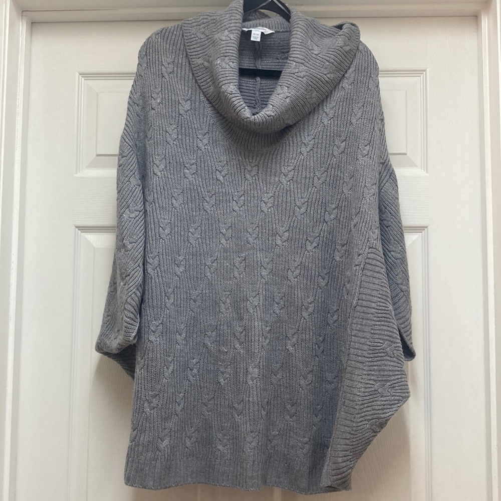 Boutique Plus Sweather Poncho Size 2x-3X
